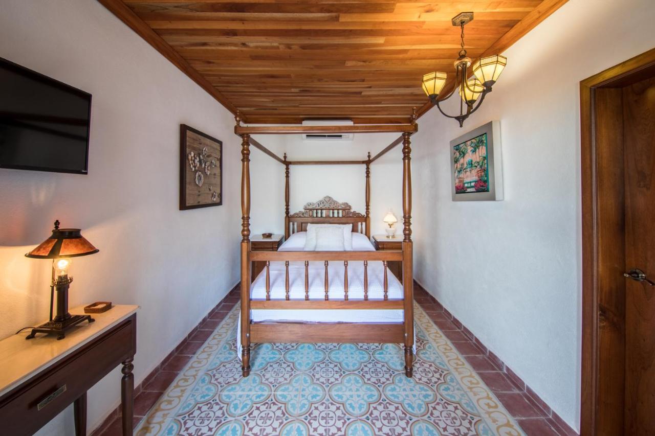 Hotel La Casa De Las Sirenas Tlacotalpan Kültér fotó